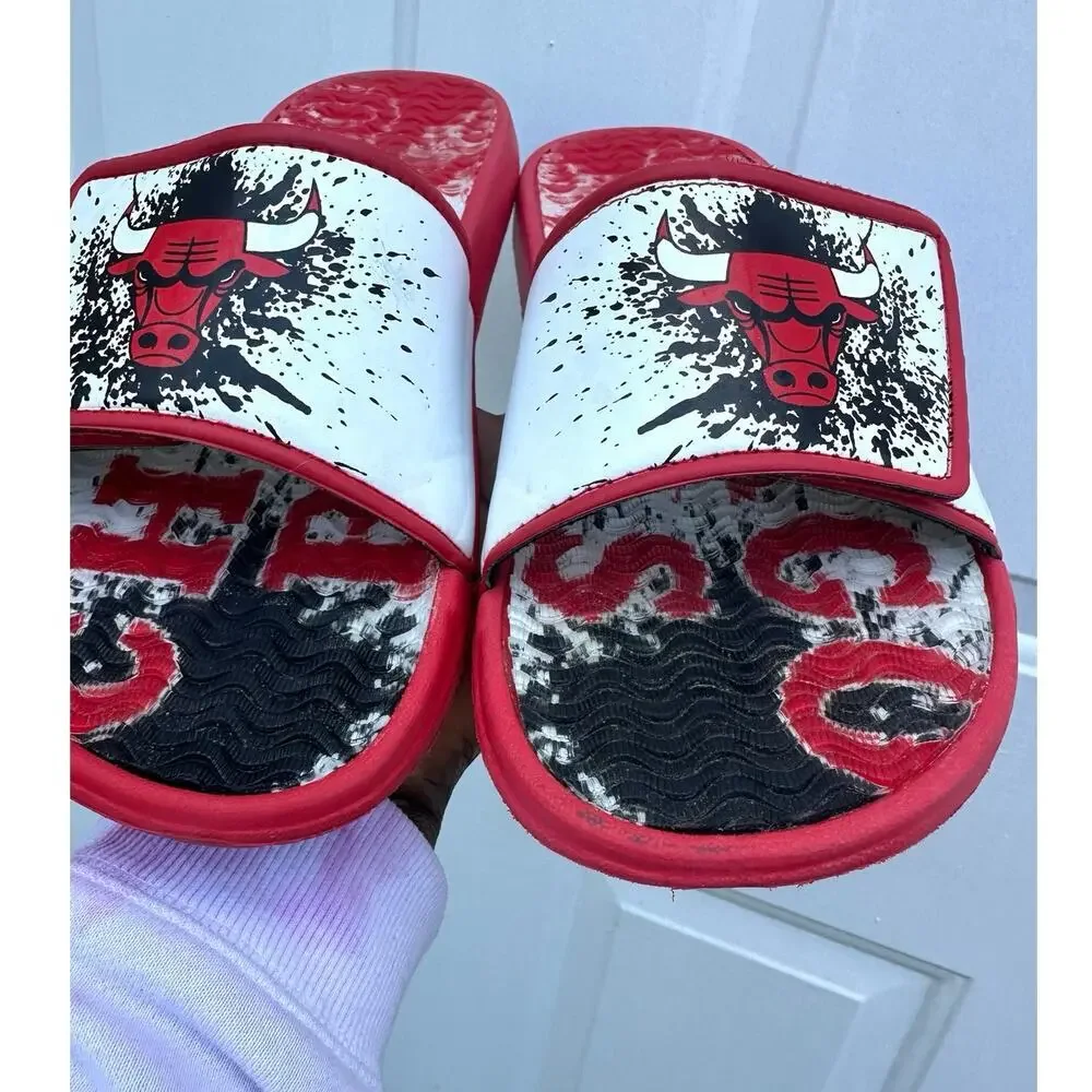 Chicago Bulls Team Pattern Gel‎ Slide Sandals Men’s Size 9/10 Red